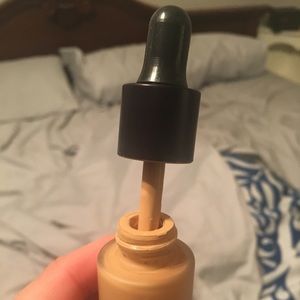 Younique Makeup - Younique Mineral Touch Liquid foundation Younique Makeup - Younique Mineral Touch Liquid foundation